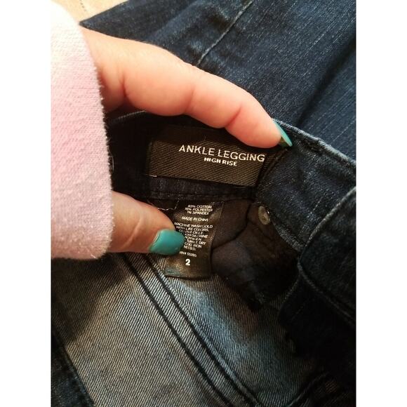 Express Women's Ankle Legging‎ High Rise Jeans Size 2 - Picture 8 of 11